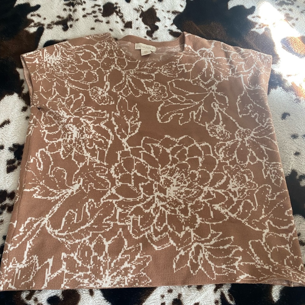 Cynthia Rowley sweater top M